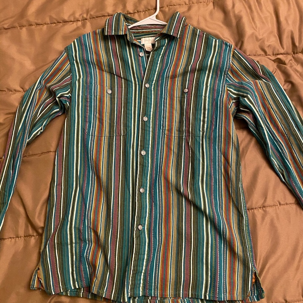 Colorful green longsleeve button up shirt